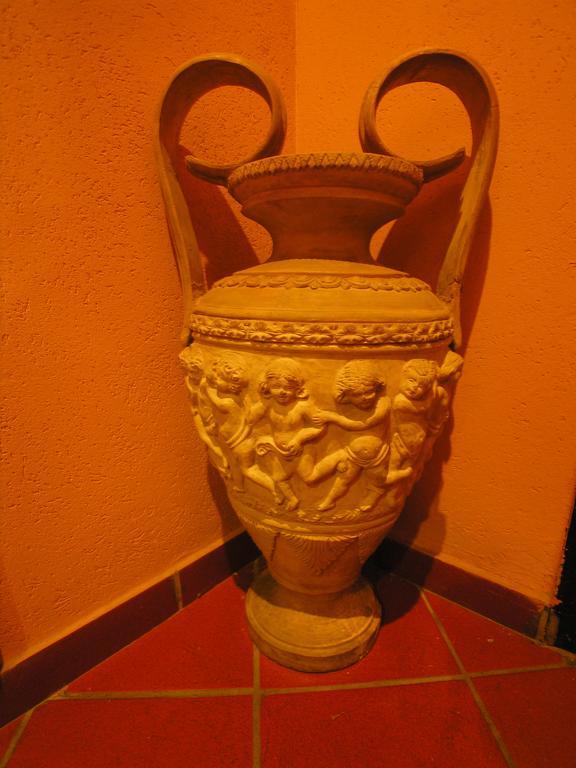 Toledo Naples